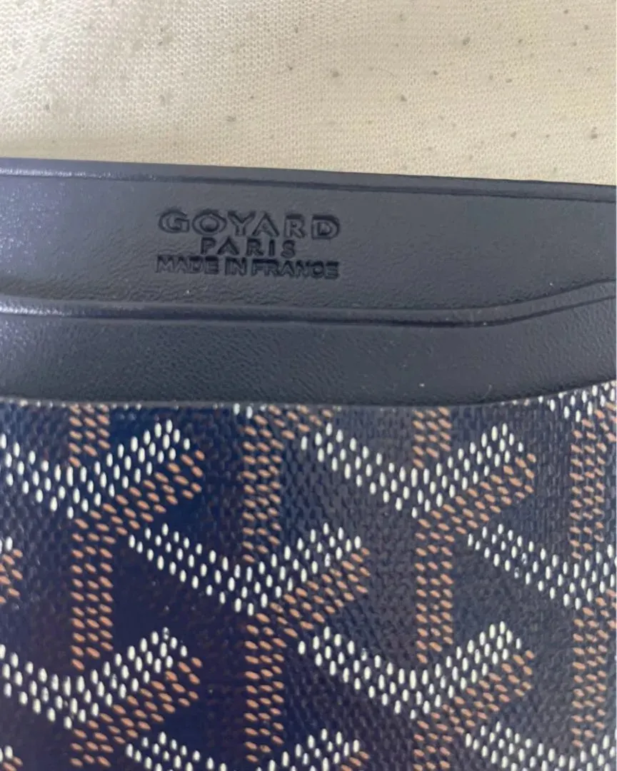 Goyard pung