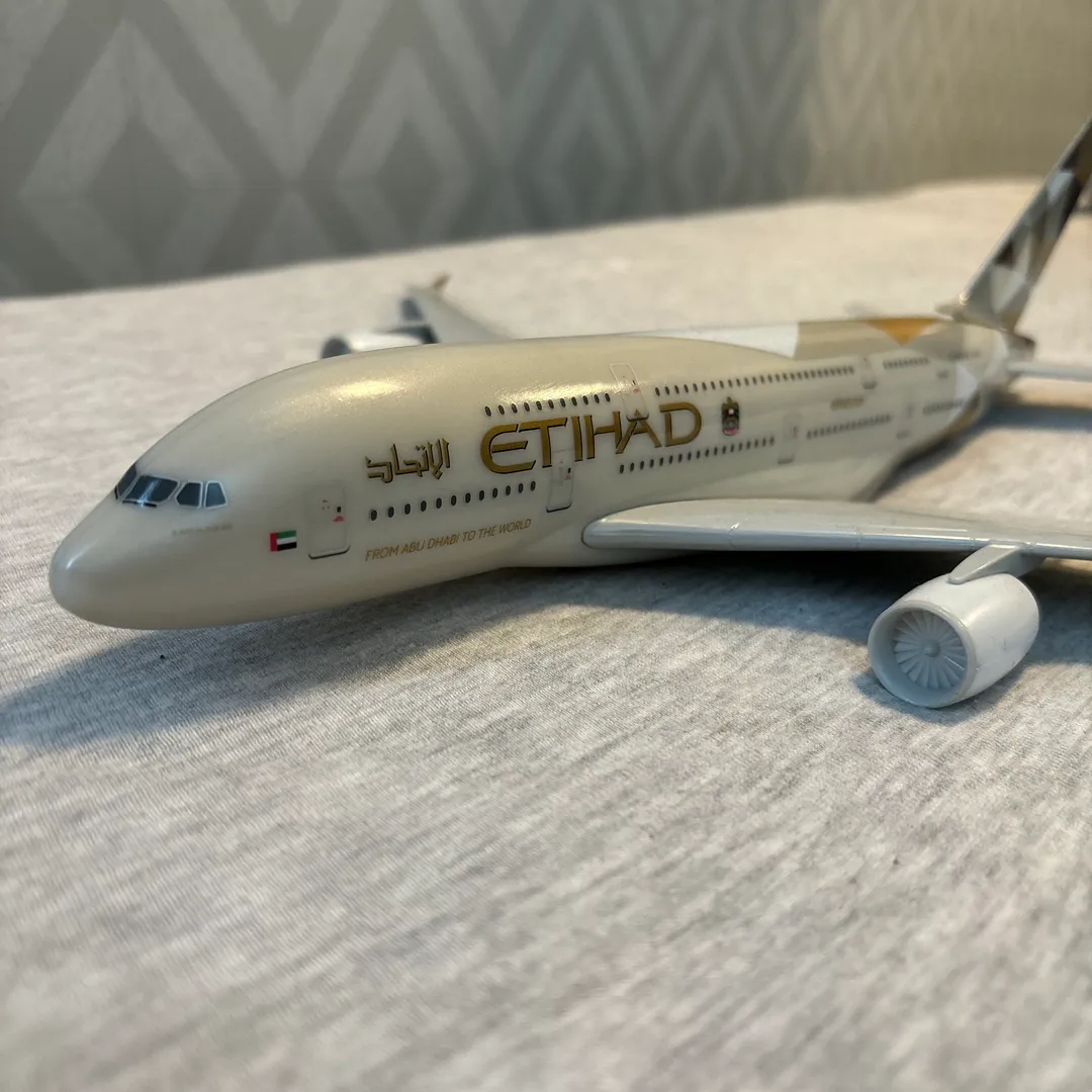 ETIHAD flymodell