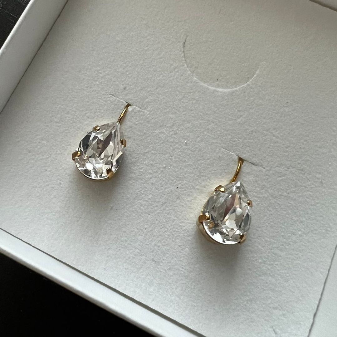 Diamond earrings