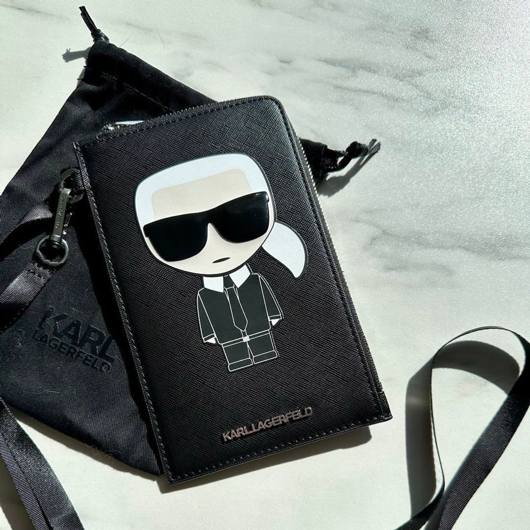 Karl Lagerfeld pouch