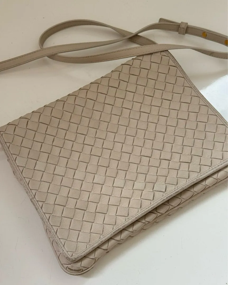 BottegaVeneta clutch