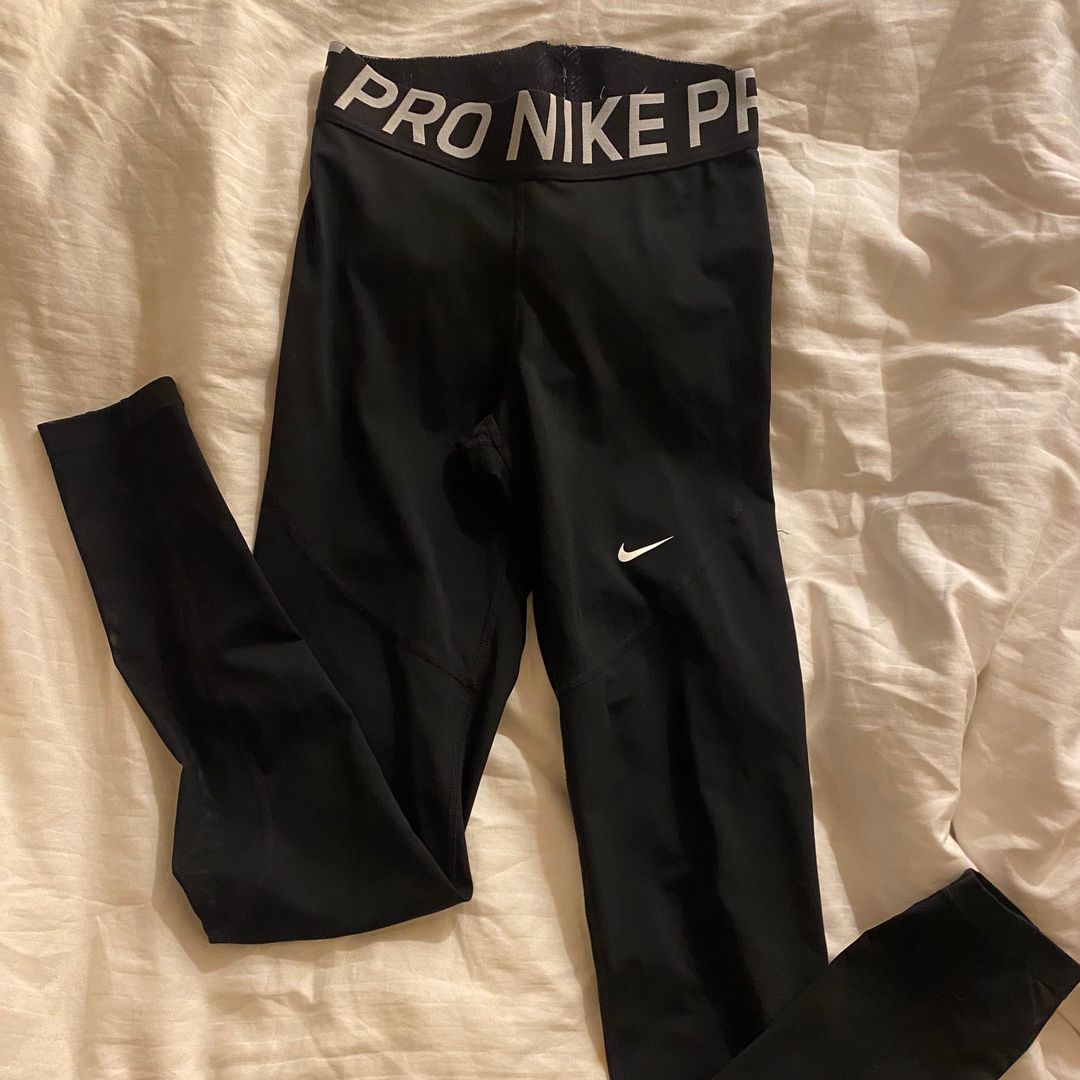 Nike Pro