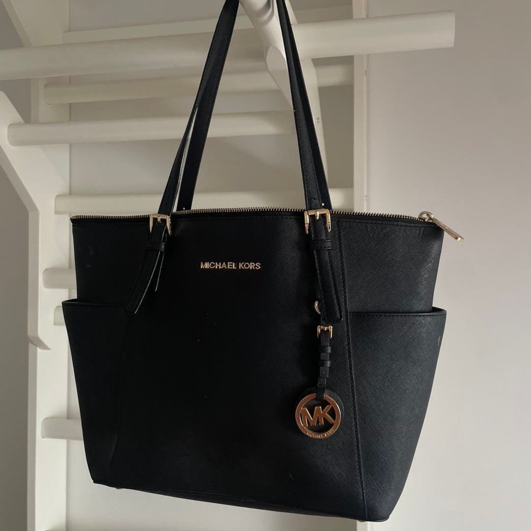 Michael Kors laukku