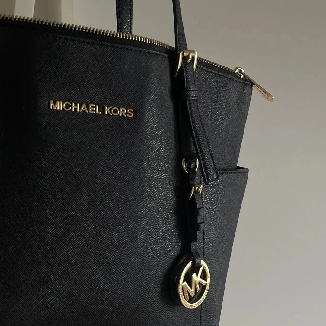 Michael Kors laukku