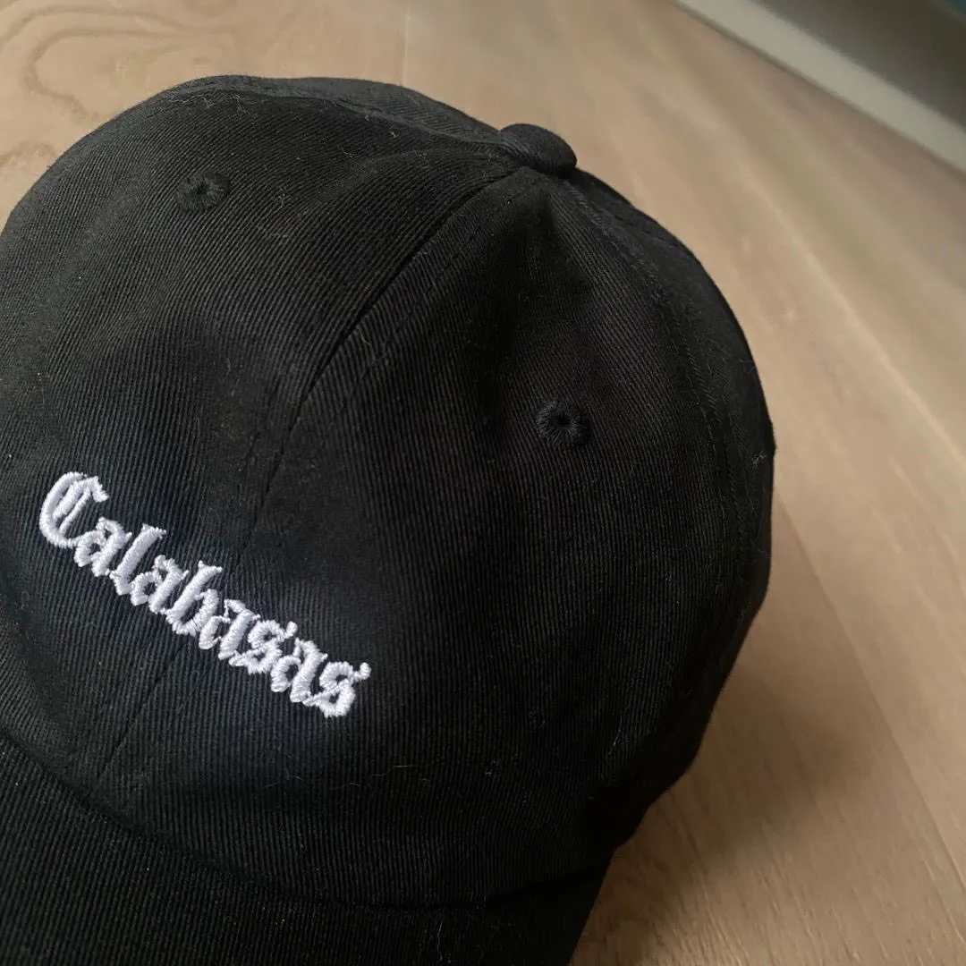 Calabasas caps