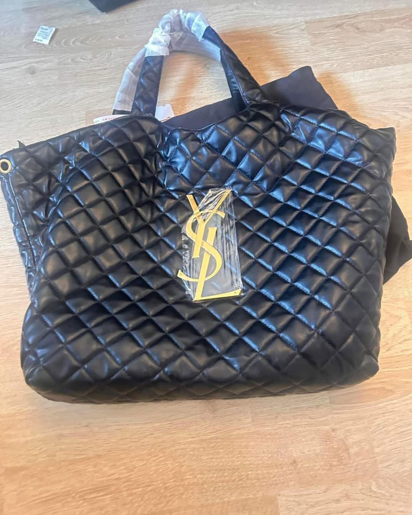 Ysl-lignende