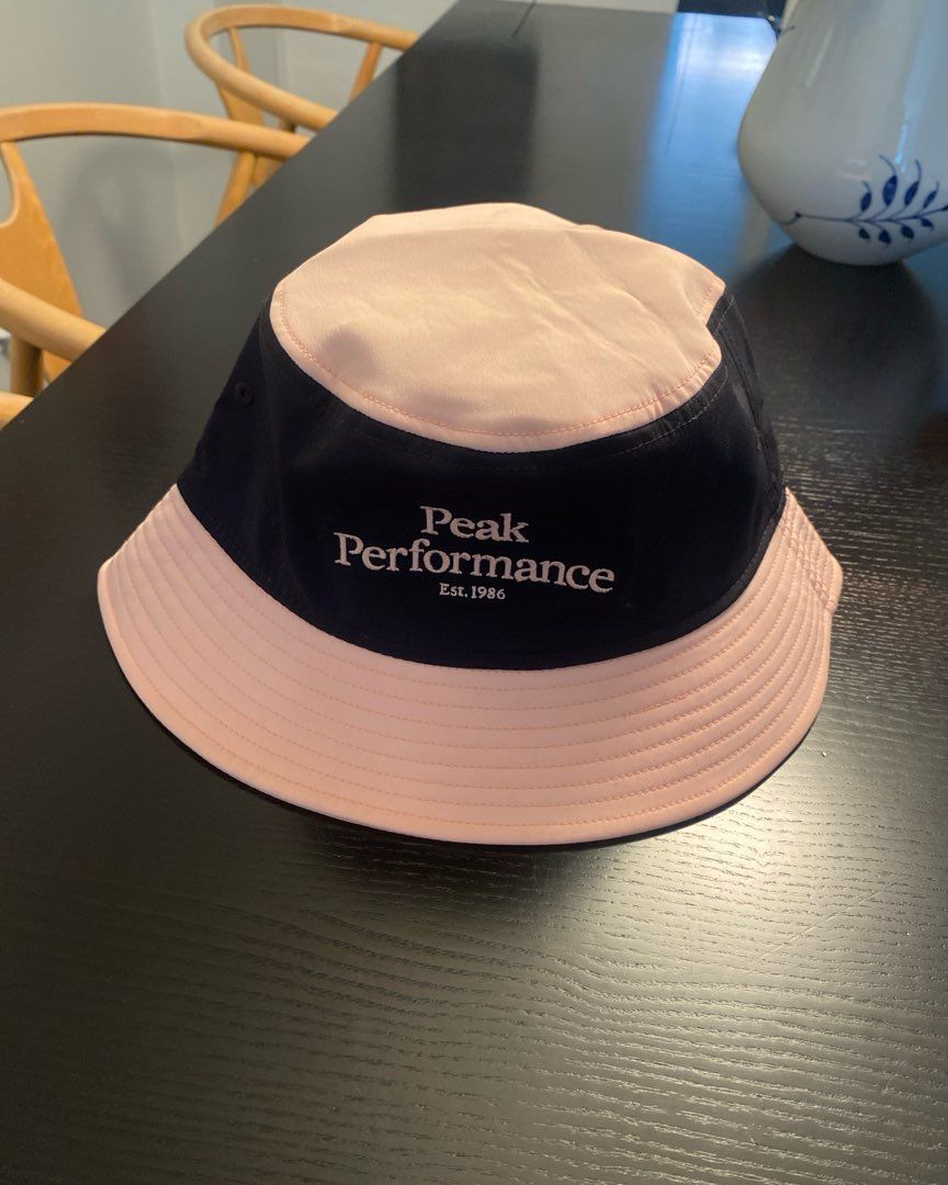 Peak performance hat