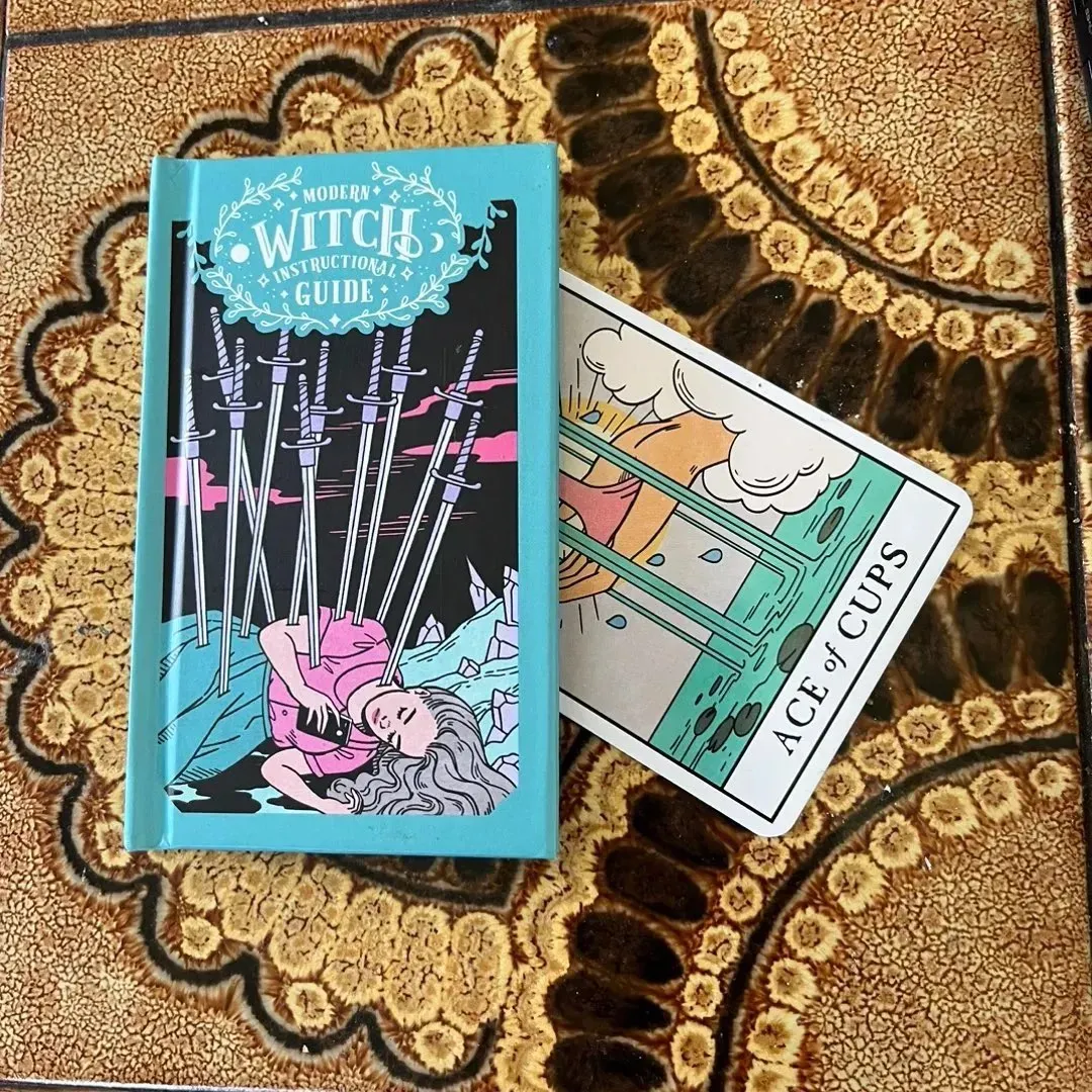 Modern witch tarot