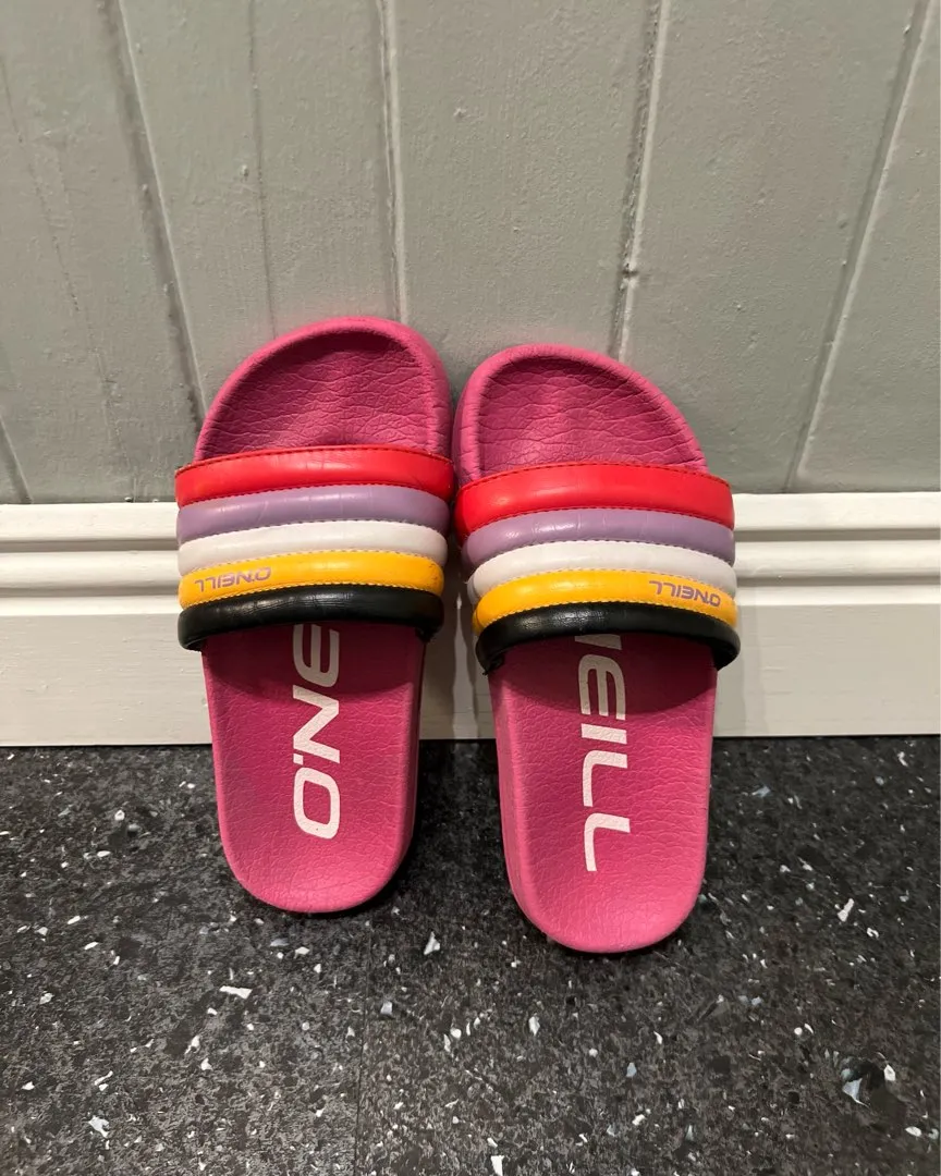 O’neill slippers