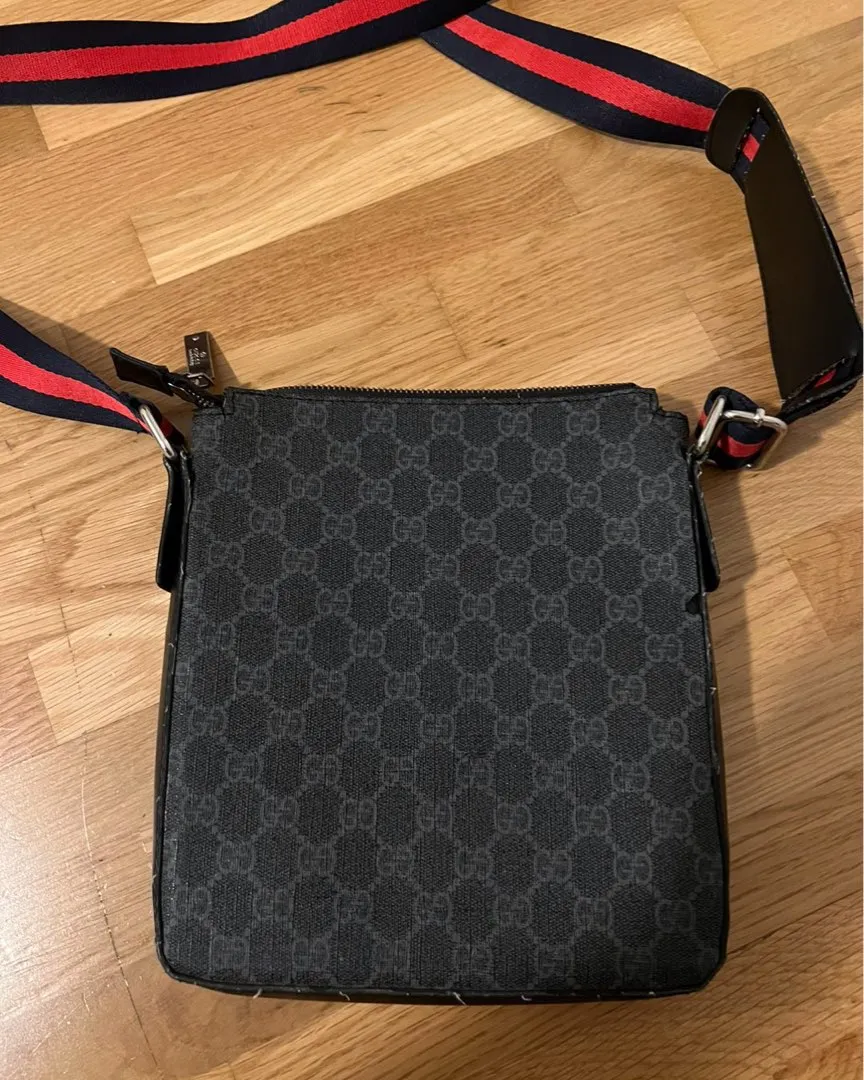 Gucci Messenger Bag