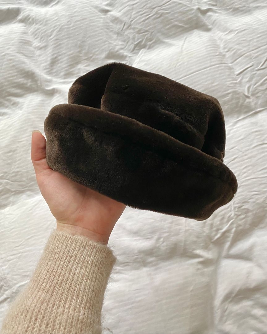 Vintage hue/hat