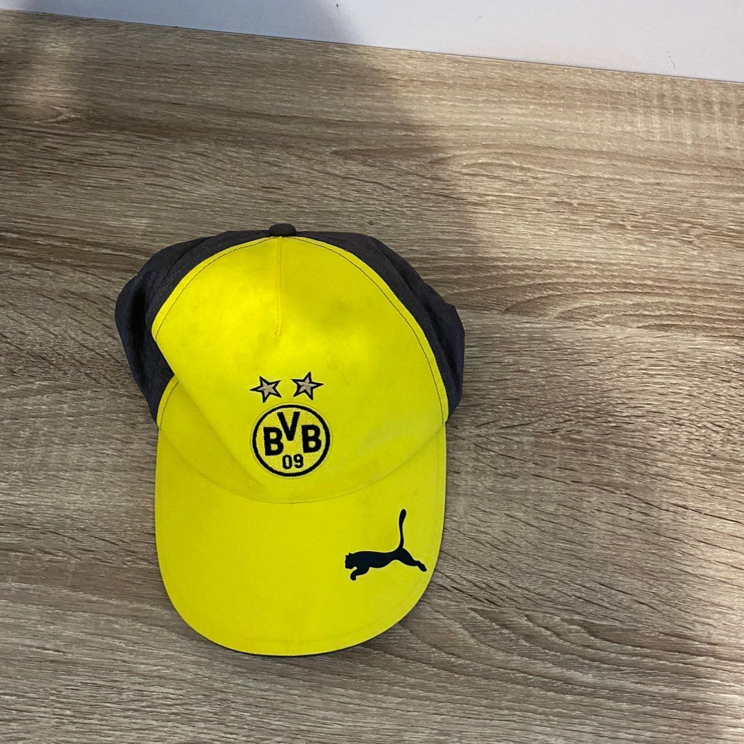 Dortmund caps