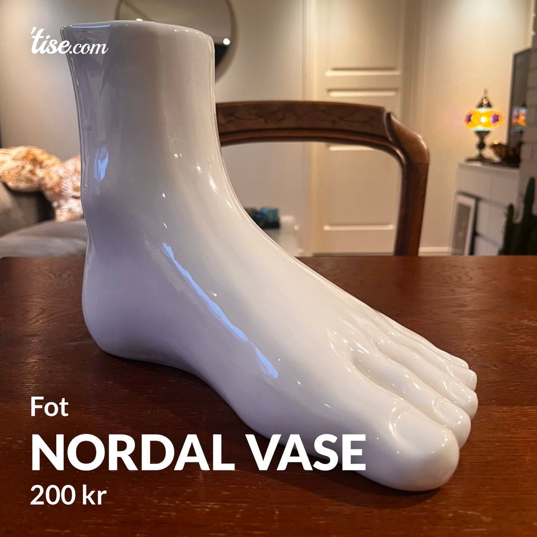 NORDAL VASE