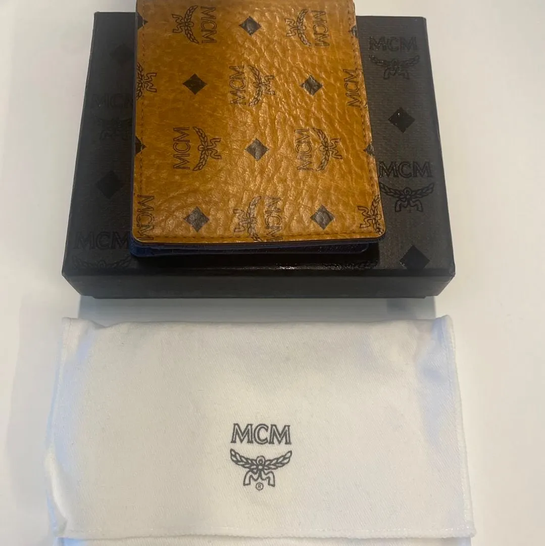 MCM Wallet