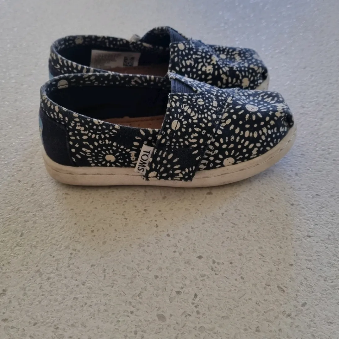 Toms Sko Str 22