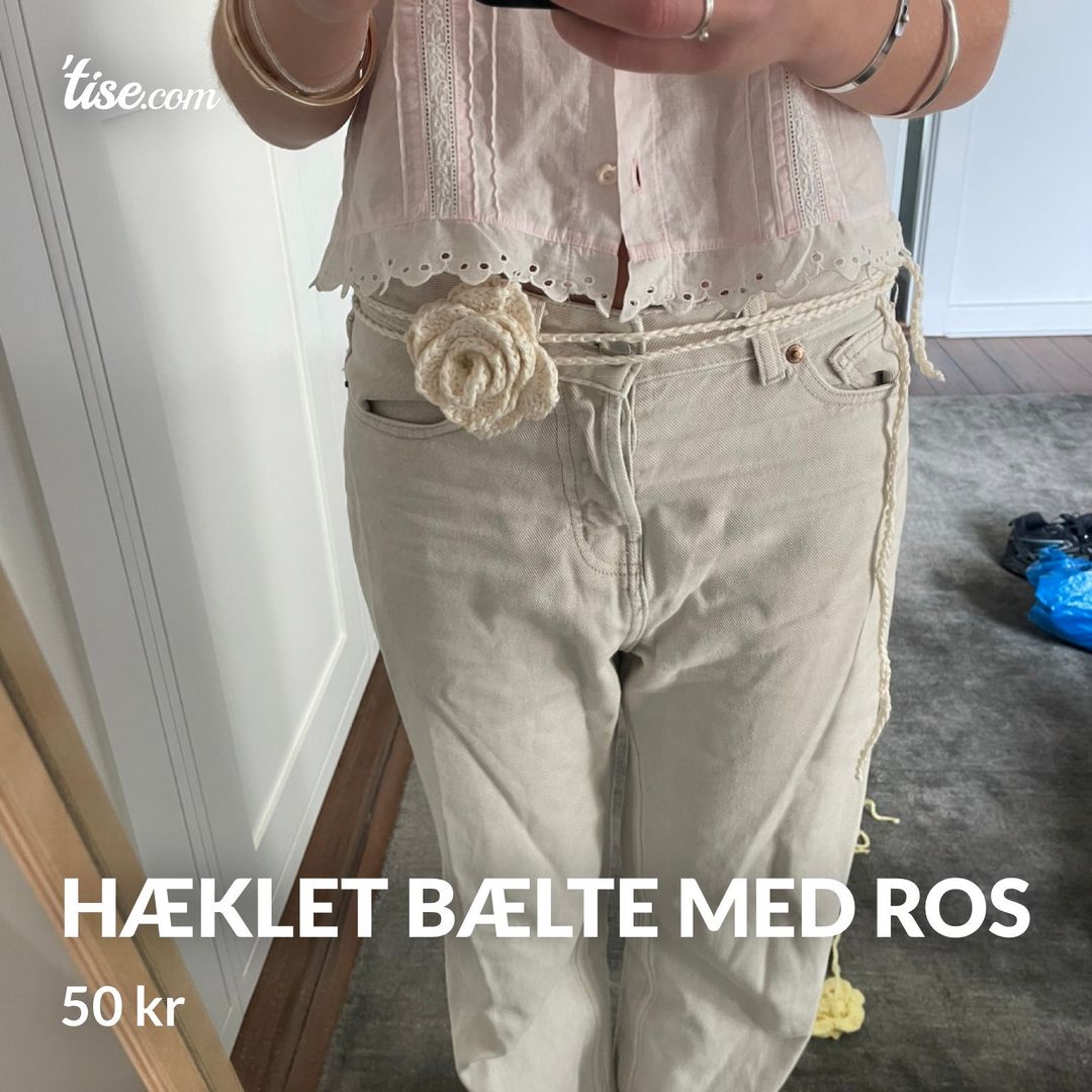 Hæklet bælte med ros