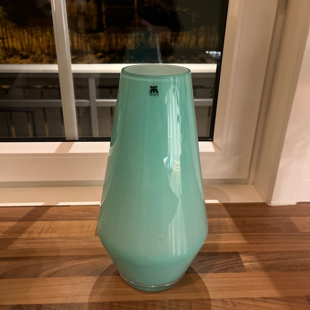 Magnor vase