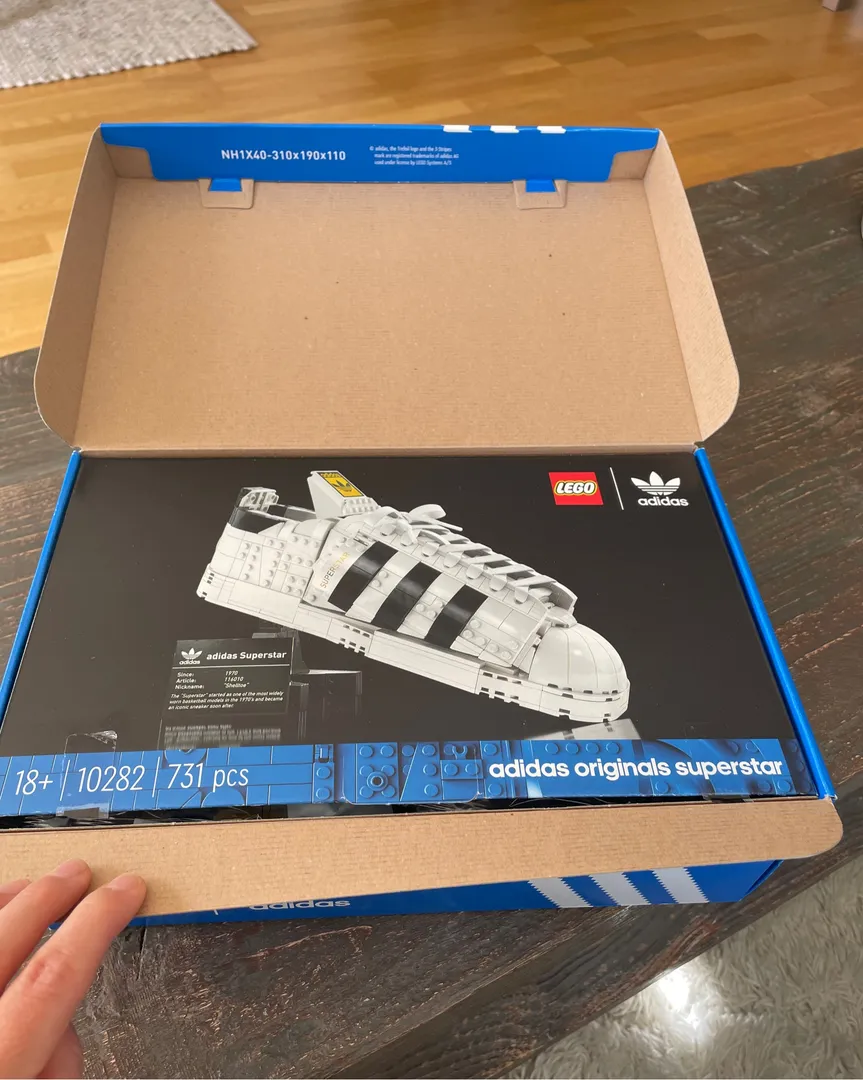 Lego Adidas