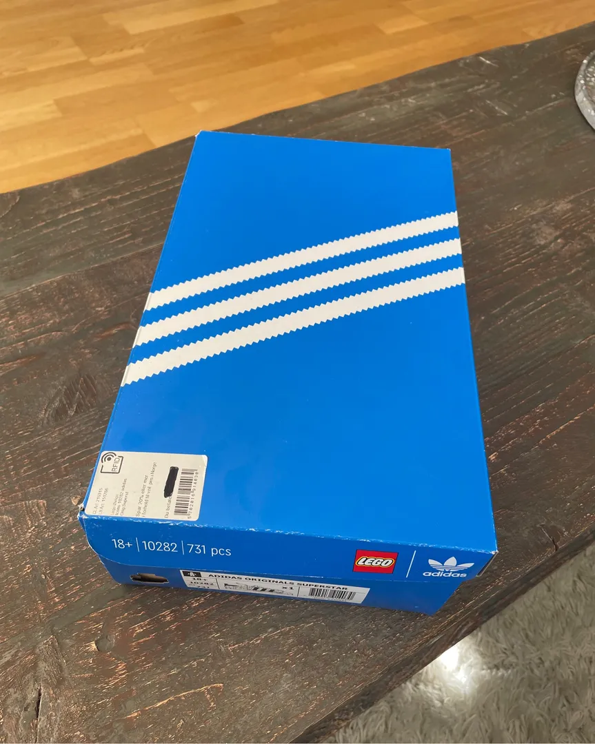 Lego Adidas