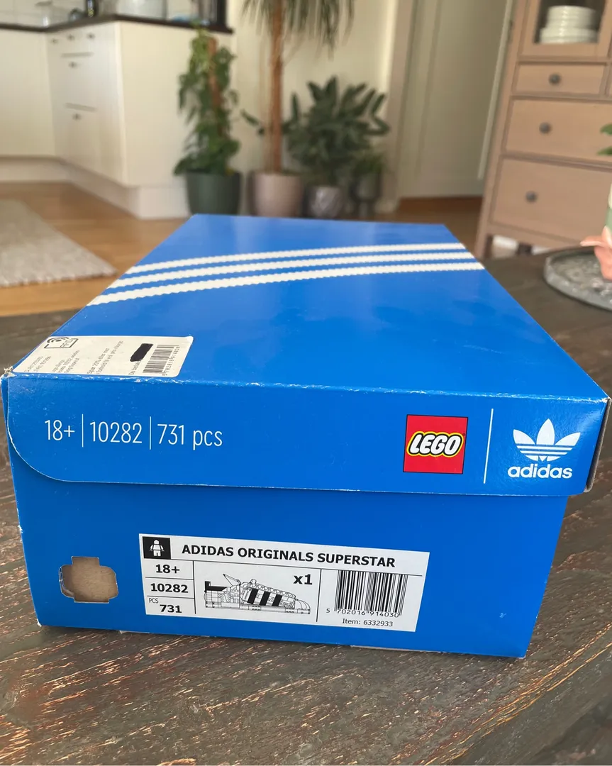 Lego Adidas