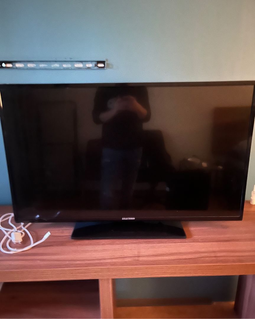 Eletra 43“ tv