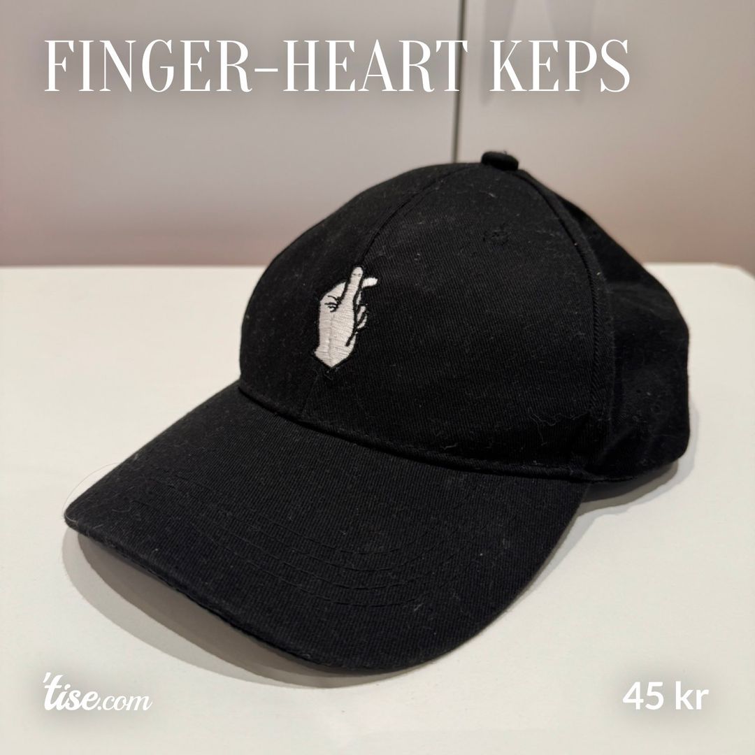 Finger-Heart Keps