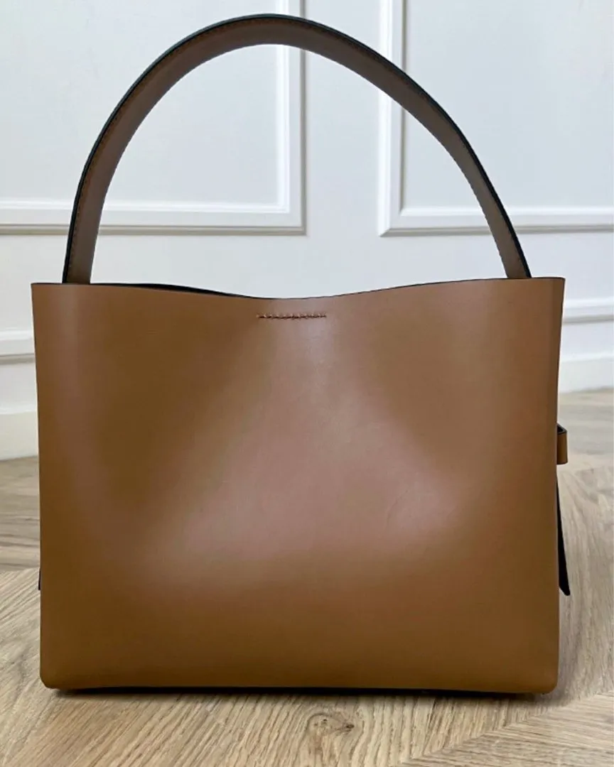 Leather bag breen