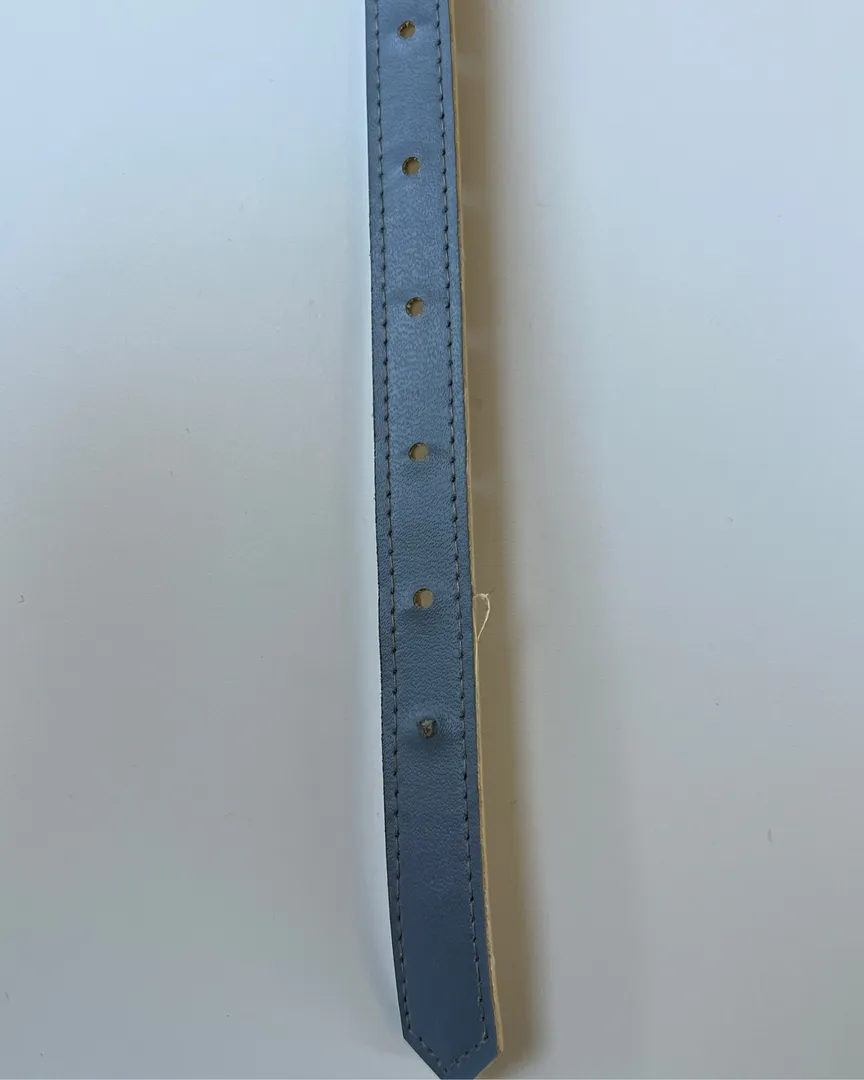 Thin grey belt