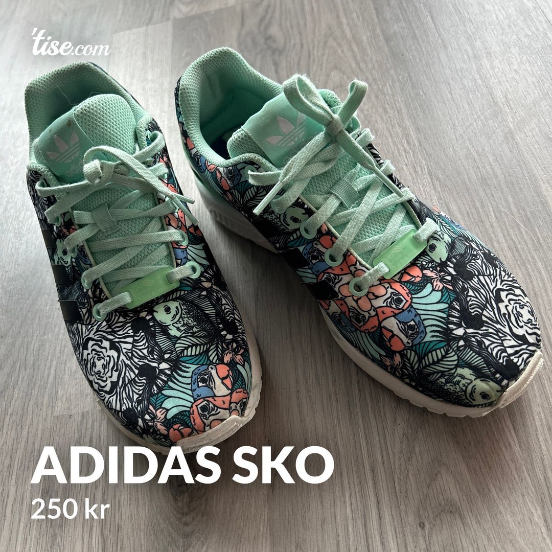 Adidas sko