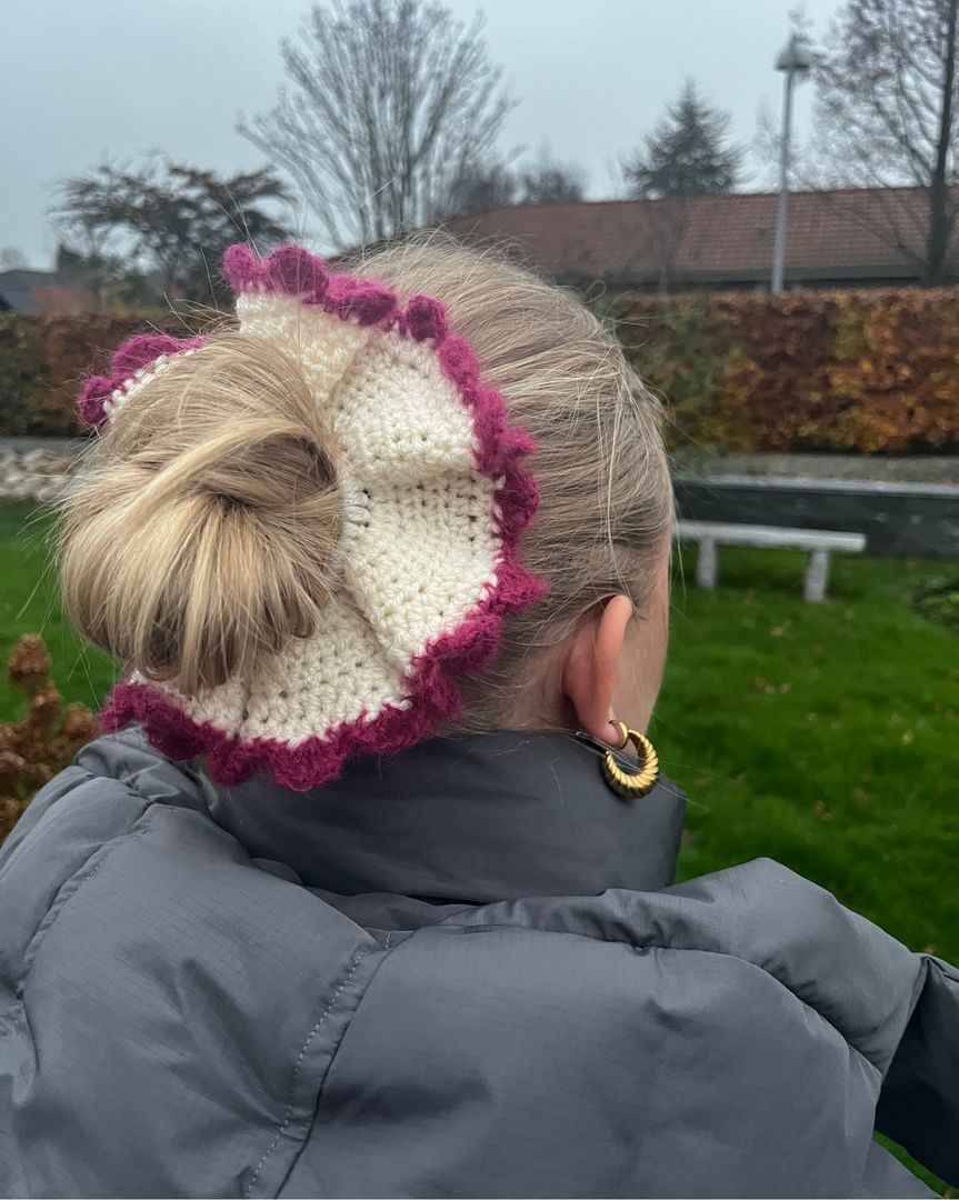 Blomster scrunchie