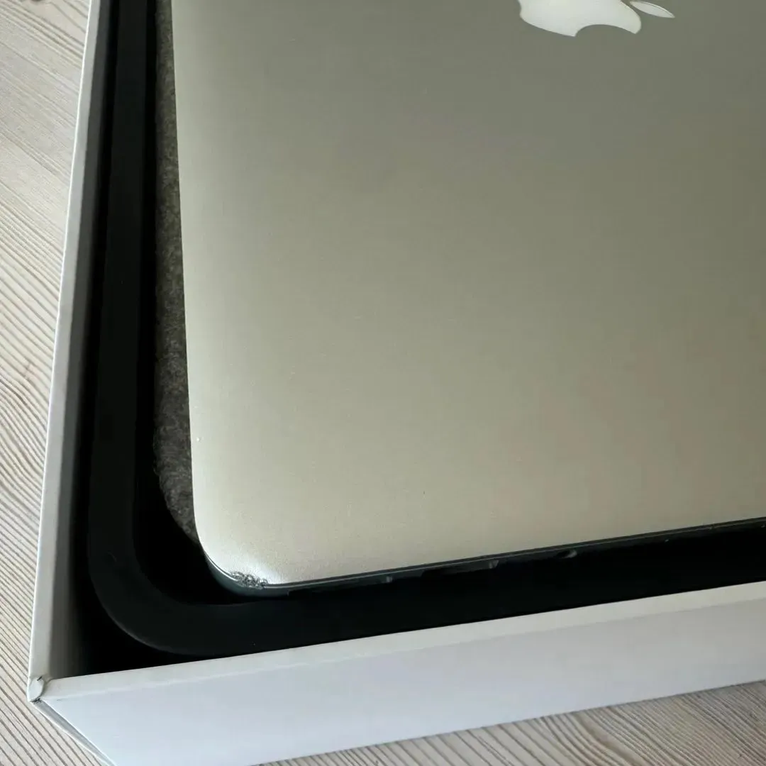 MacBook Air 13