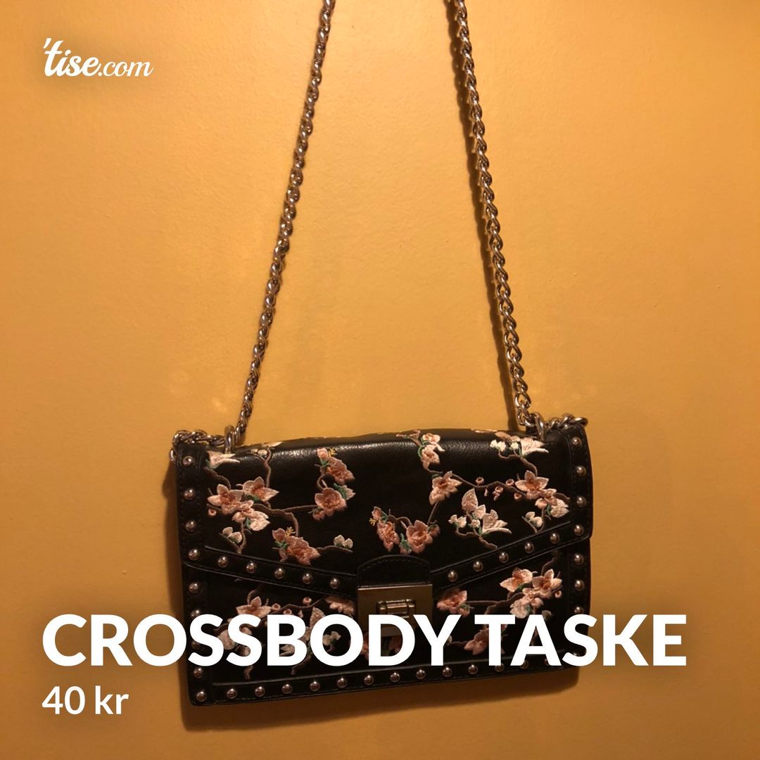 Crossbody taske