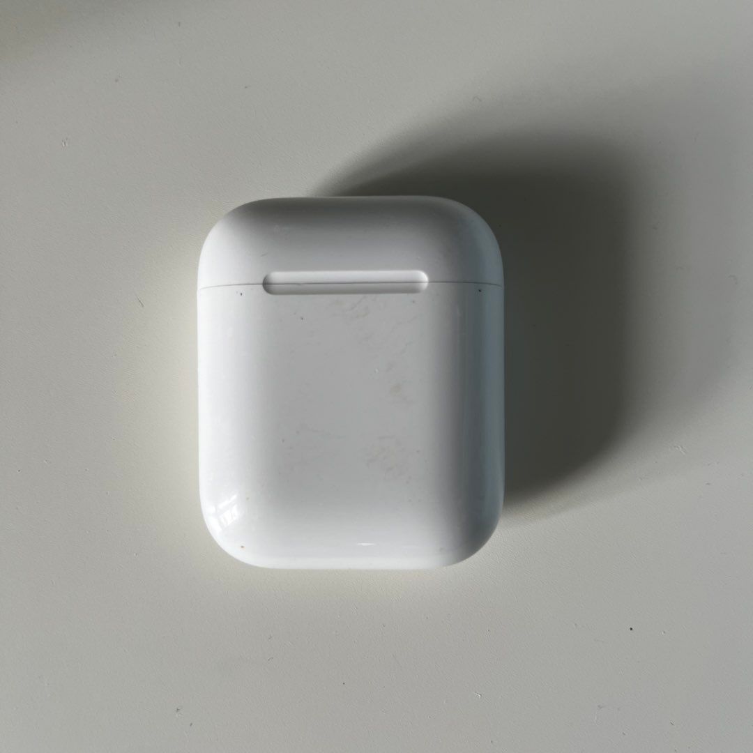 AirPods