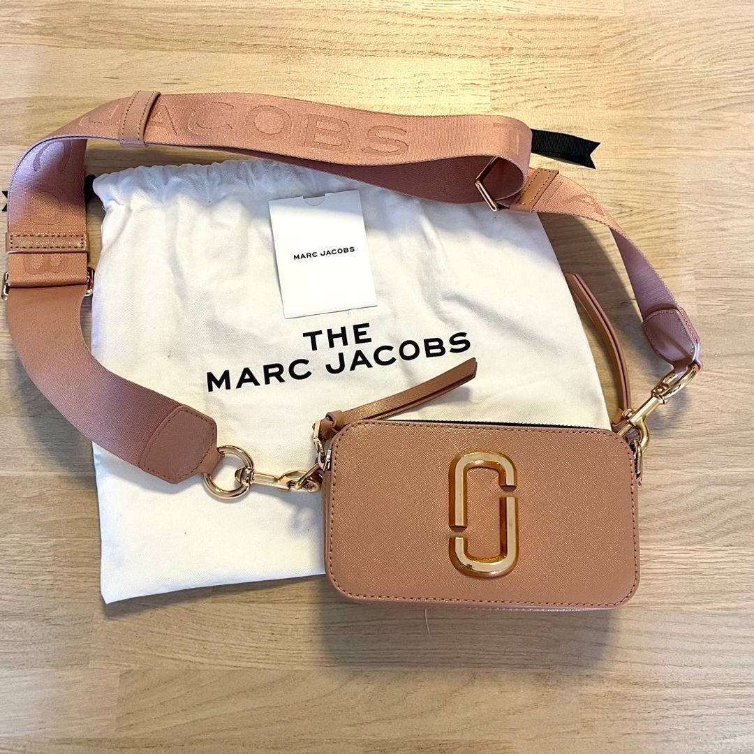 Marc Jacobs Snapshot