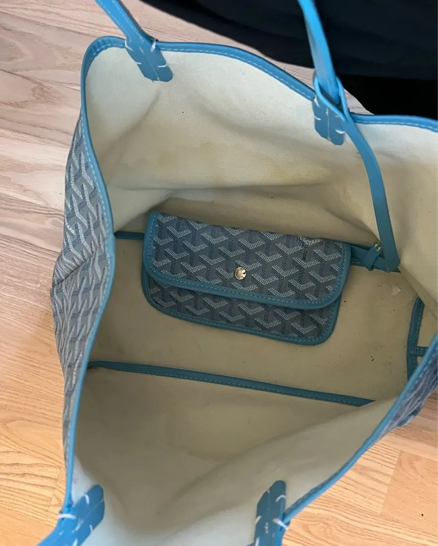 Goyard bag