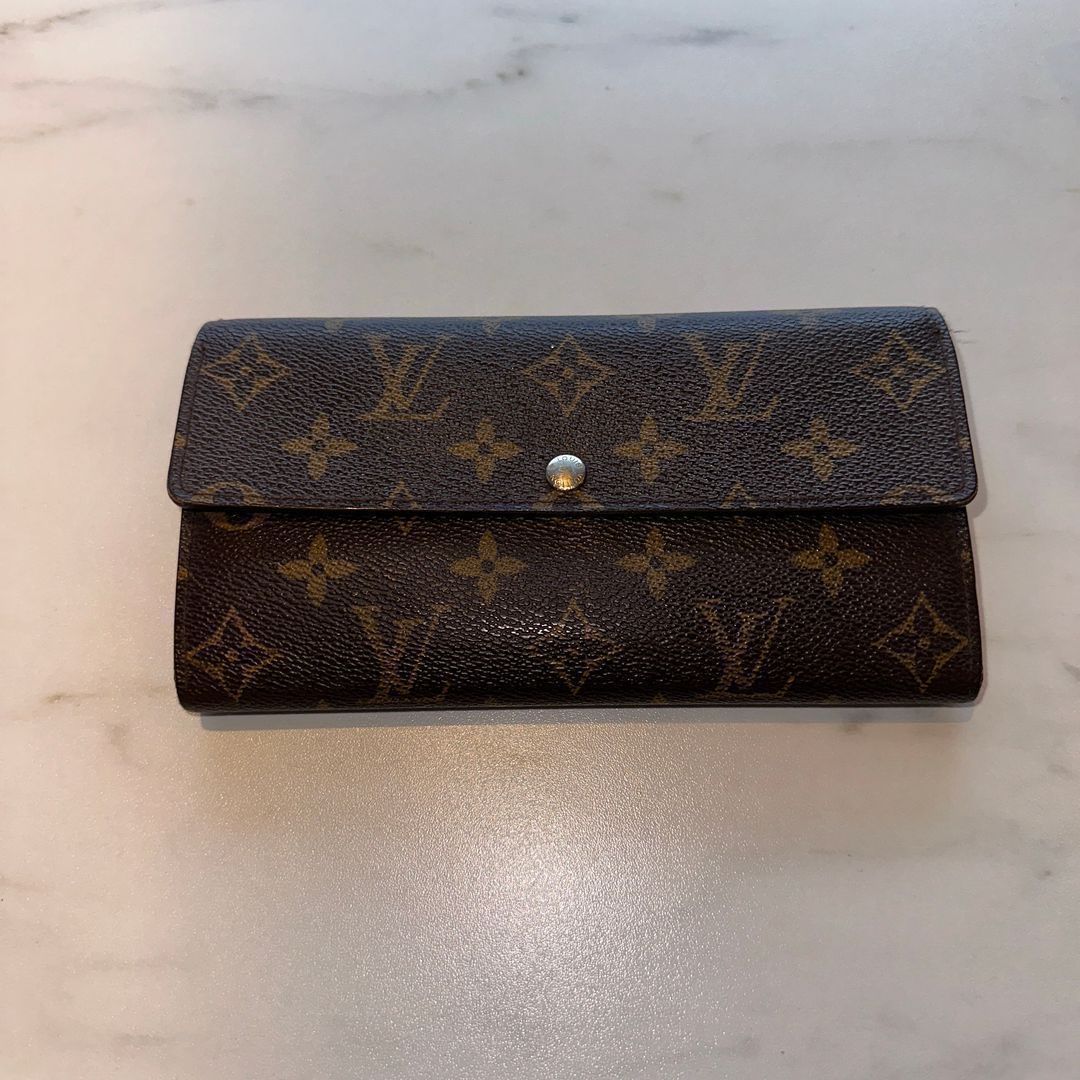 LOUIS VUITTON