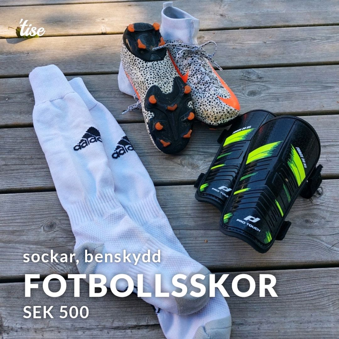 Fotbollsskor