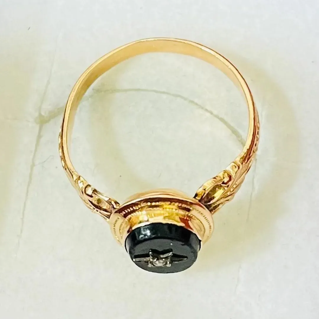 Antique gold ring