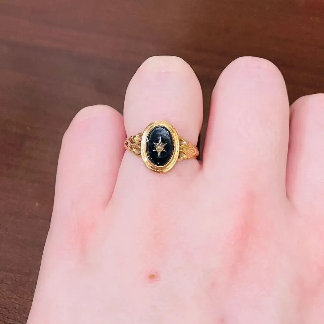 Antique gold ring