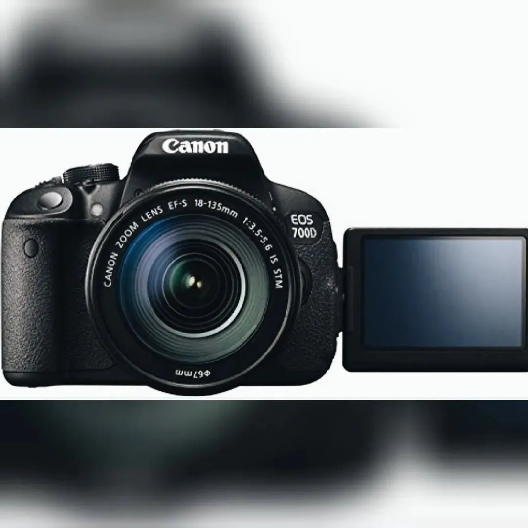 Canon 700D