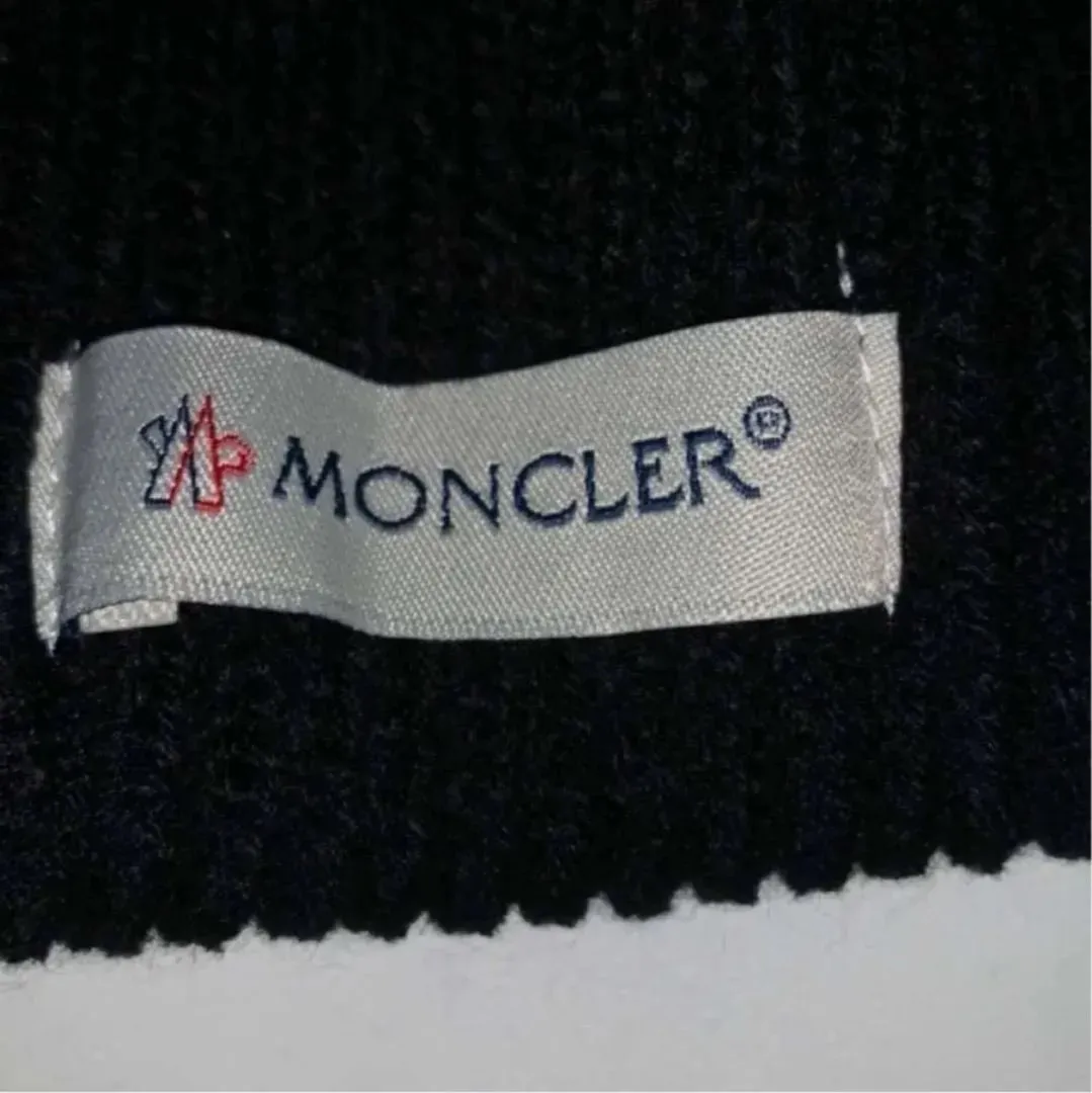 Moncler hue