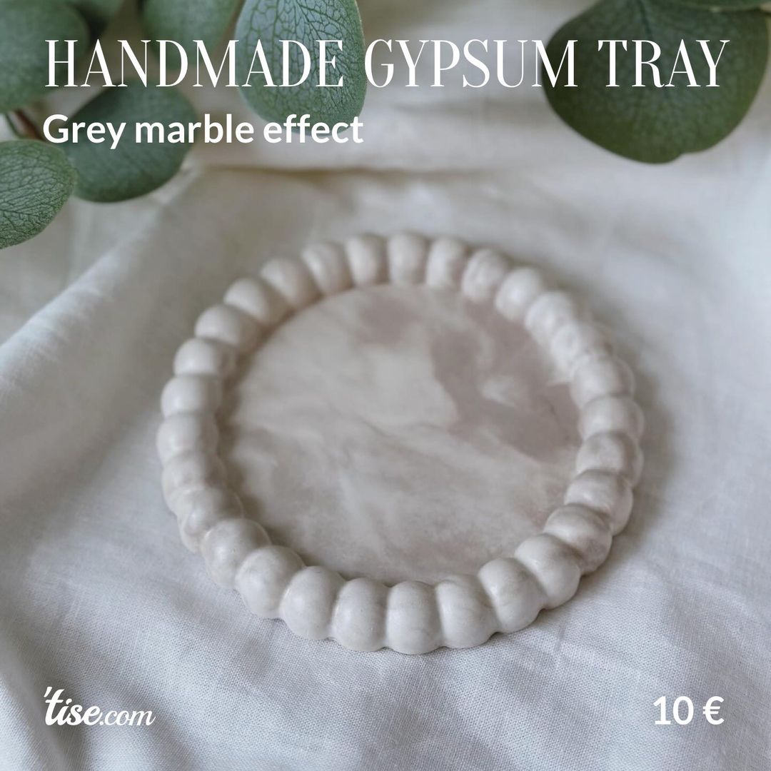 Handmade gypsum tray