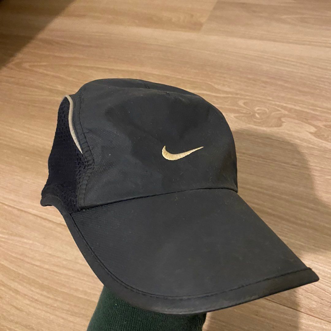 NIKE CAPS