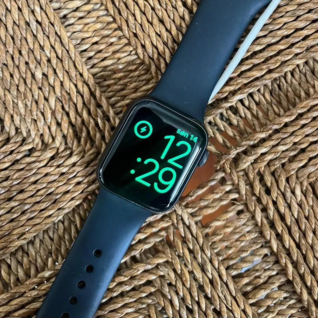 Apple Watch SE