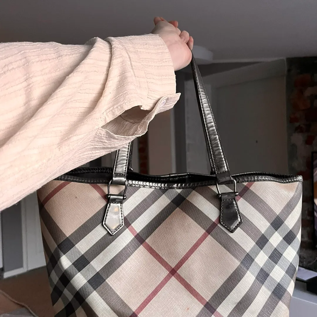 Burberry bag