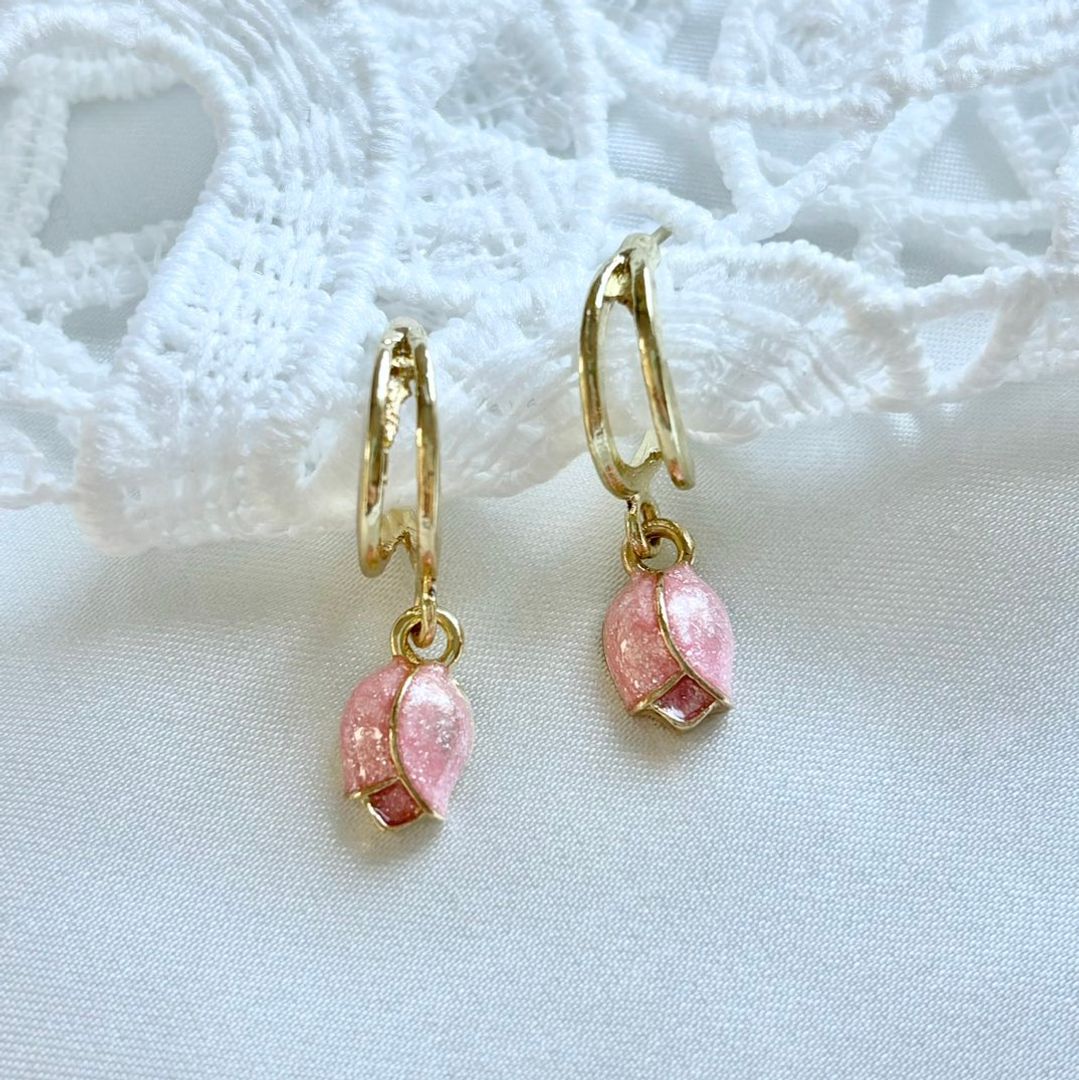 Tulip earrings