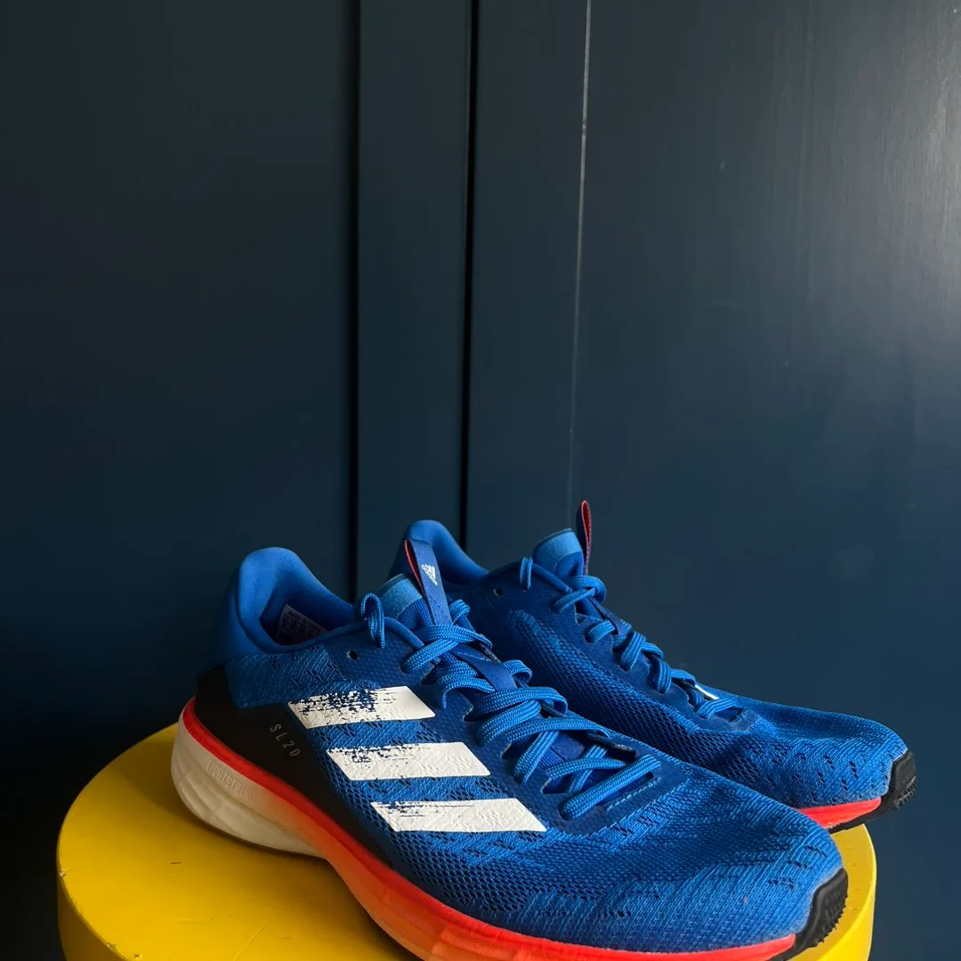 adidas SL20