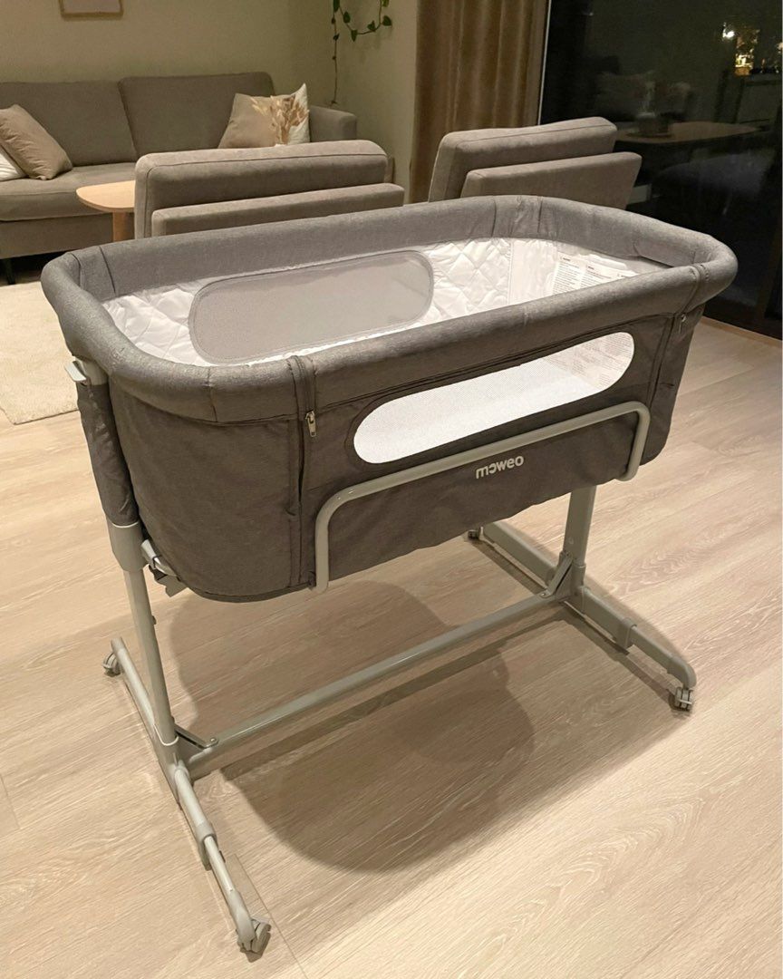 Moweo Bedside Crib