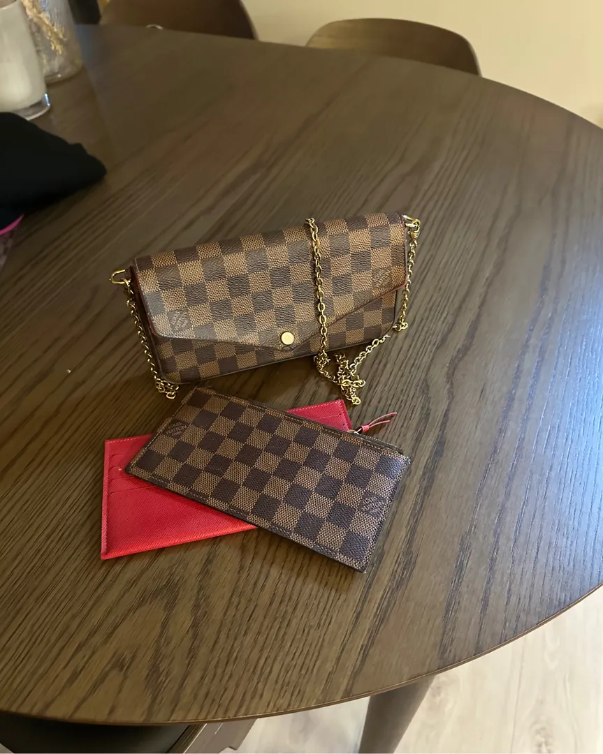 Veske Louis vuitton