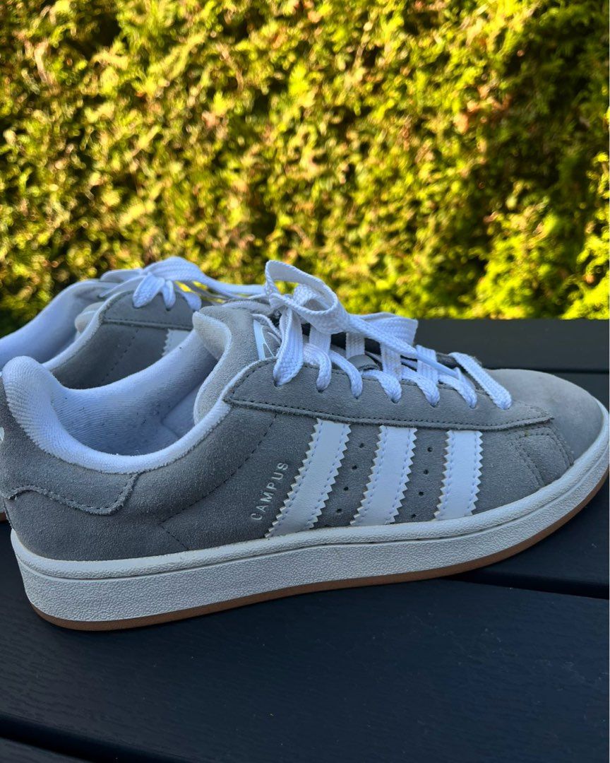 Adidas Campus 00s